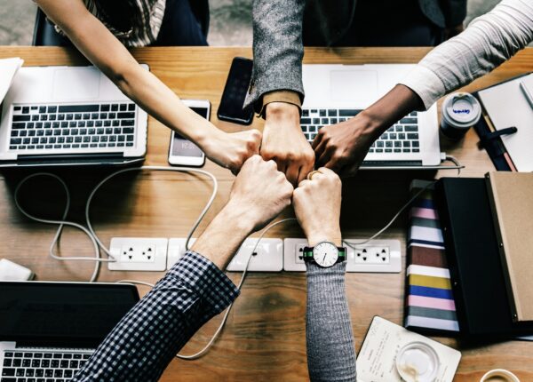 proveedor de servicios unificado de telefonía, fibra, energía y seguridad
